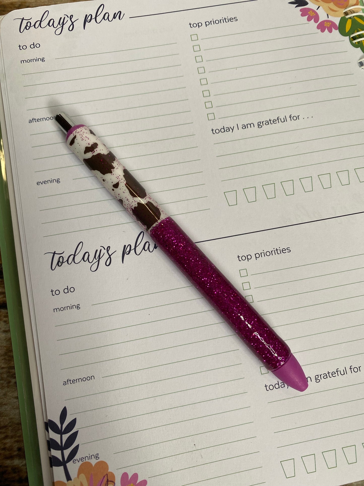 Pink and Cow print Pen